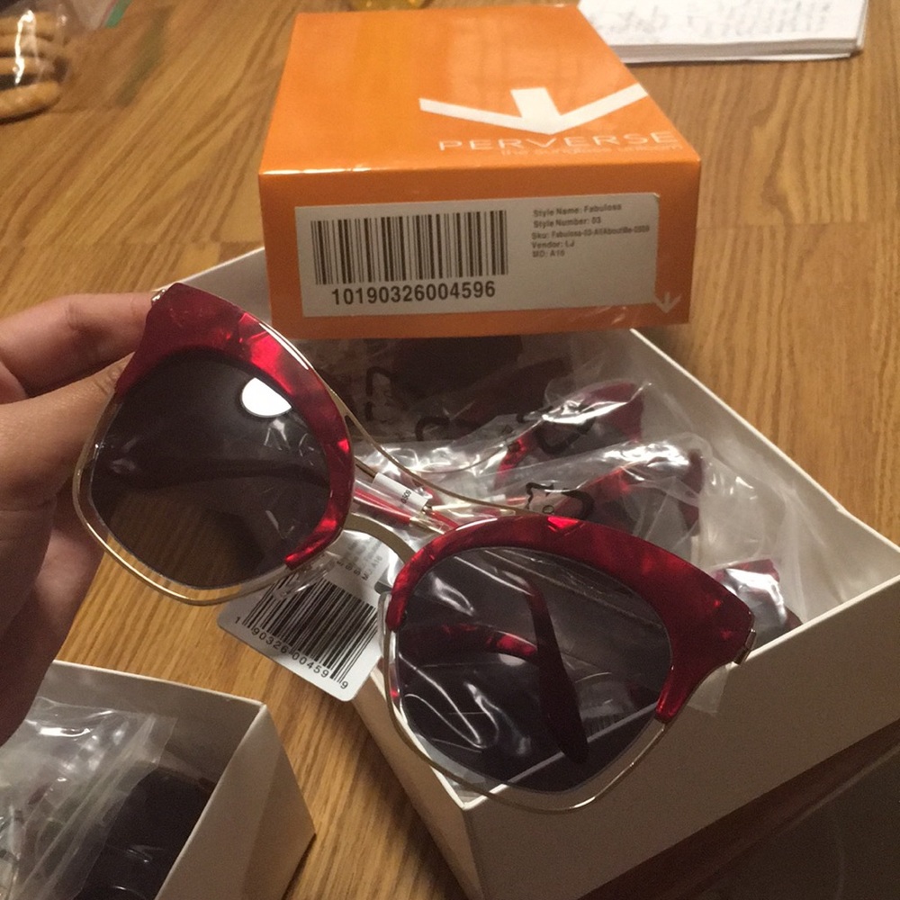 SUNGLASSES for WOMEN & Fashion